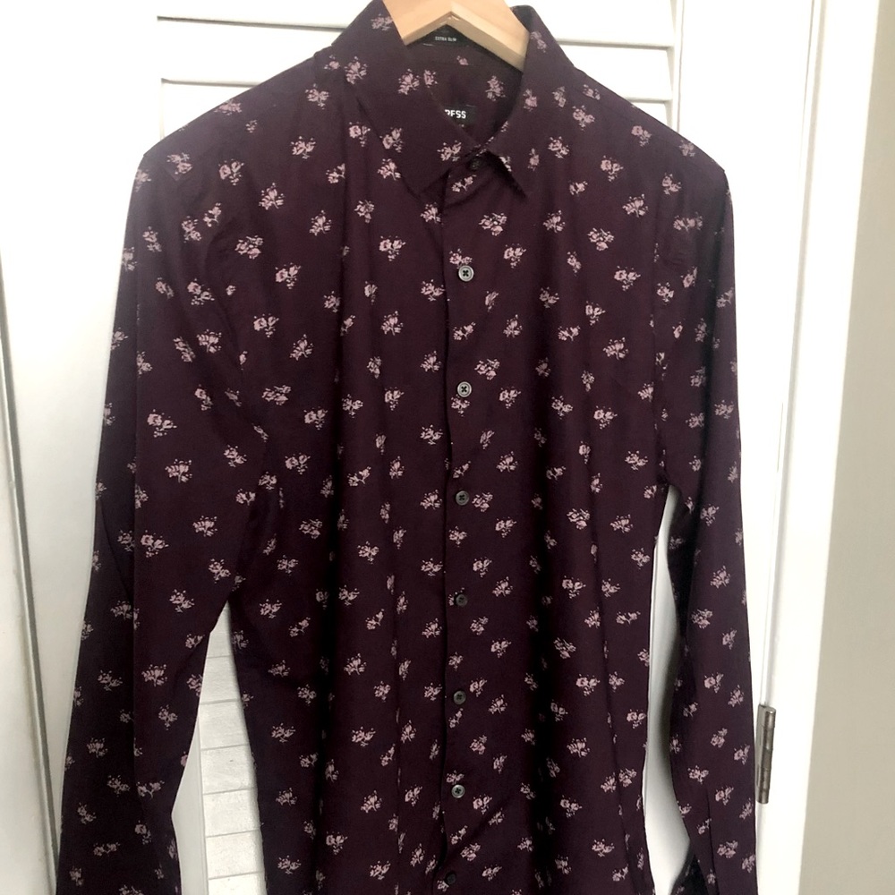 Express men’s long sleeve shirt in size medium